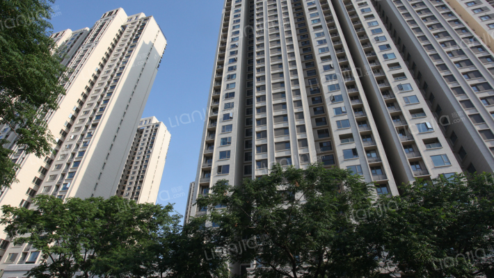 万科山河道外景图