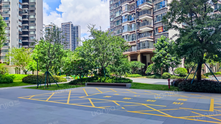 美的·天玥外景图