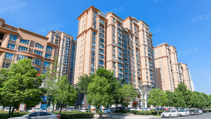 景鸿东湖翡翠外景图