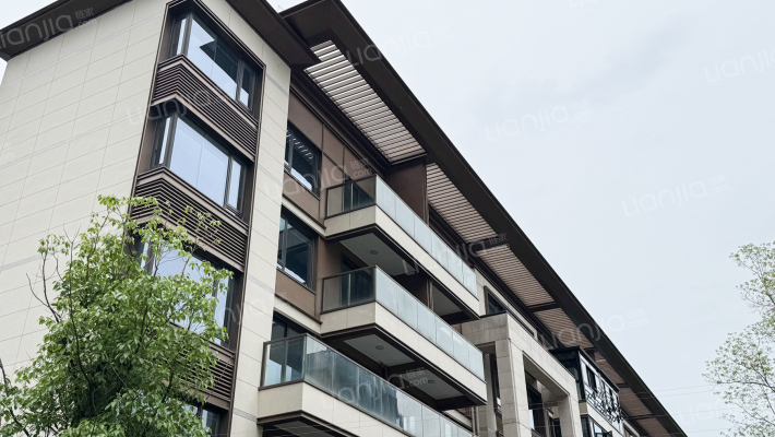 港龙铂樾府外景图