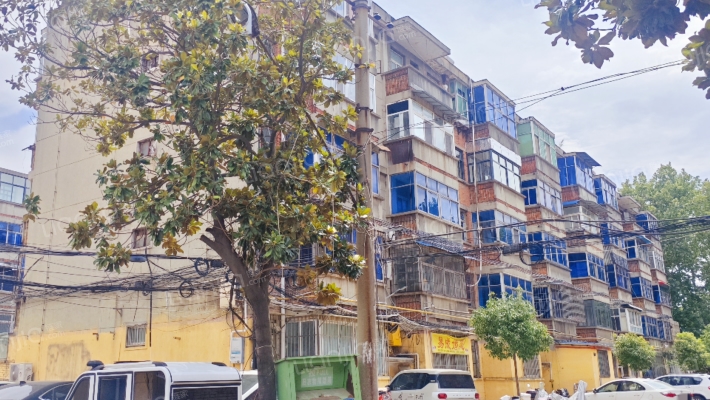 工行家属院外景图