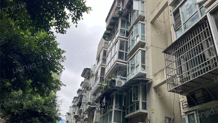 专汽厂宿舍外景图