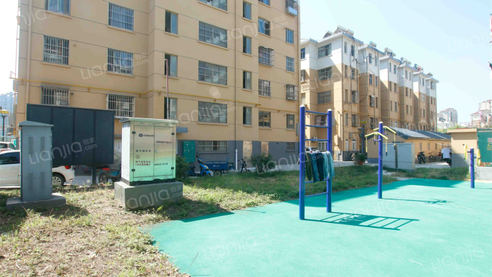 江动宿舍区外景图