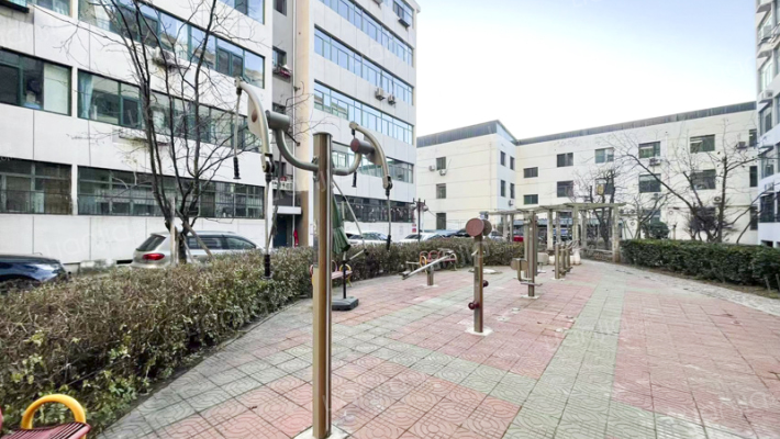 太原市万柏林区自然资源局宿舍外景图