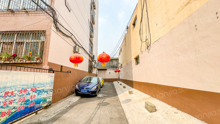 糖茶站宿舍外景图