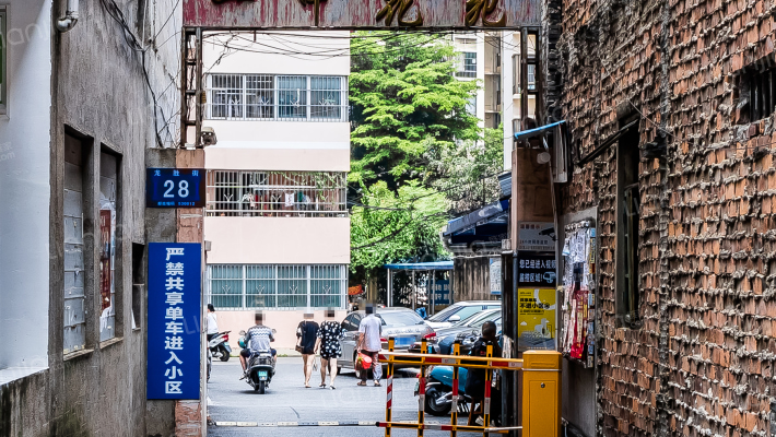 一中花苑外景图