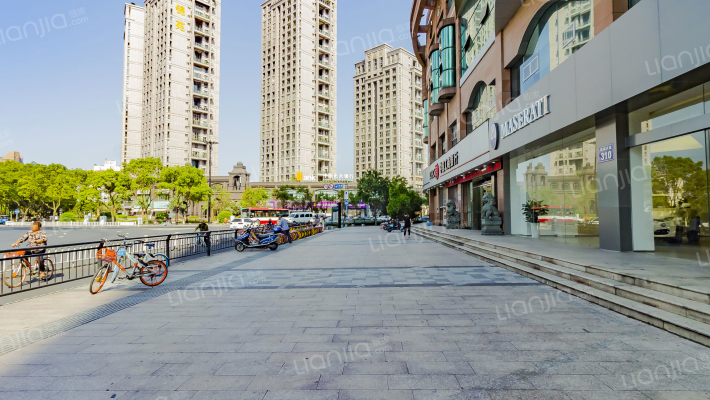 新城大厦外景图