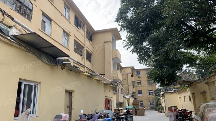 市运输公司宿舍外景图