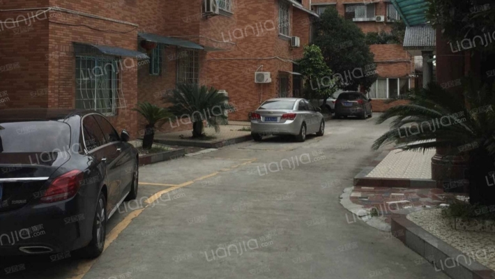 阳光东景外景图