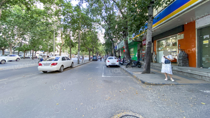 劳动路160号外景图