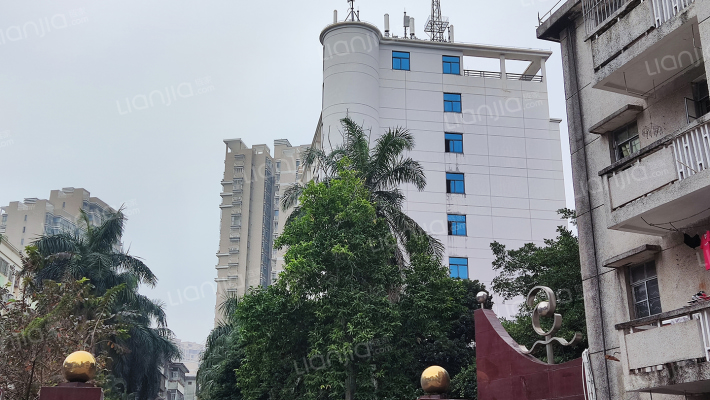 气象苑小区外景图