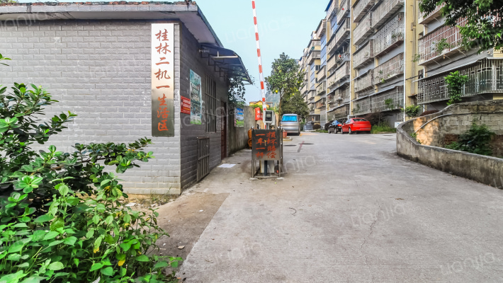 桂林二机一生活区外景图