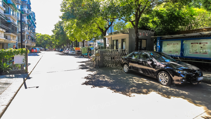 招宝小区外景图