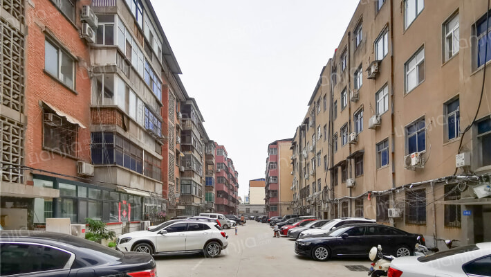 市医院家属院外景图