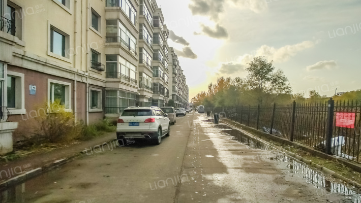 科研小区外景图