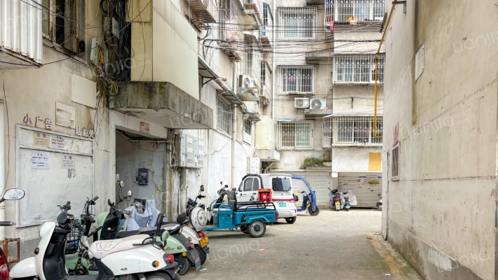 新华社区外景图