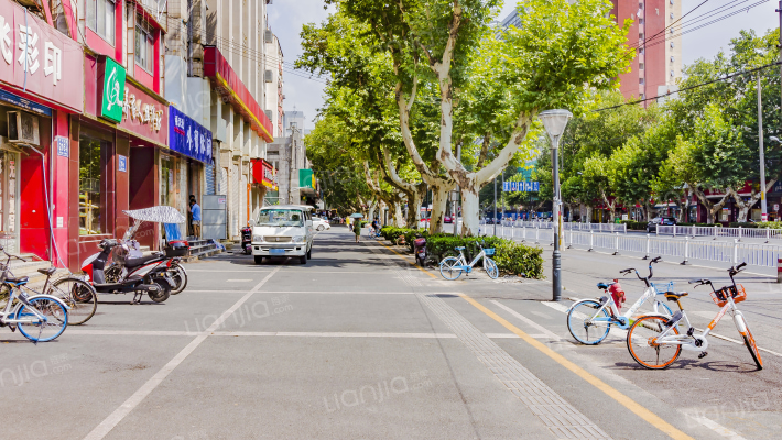 天和大厦外景图