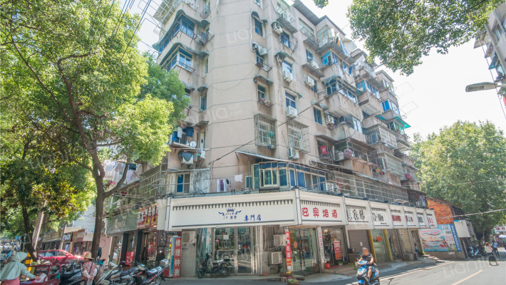 化工综合楼外景图