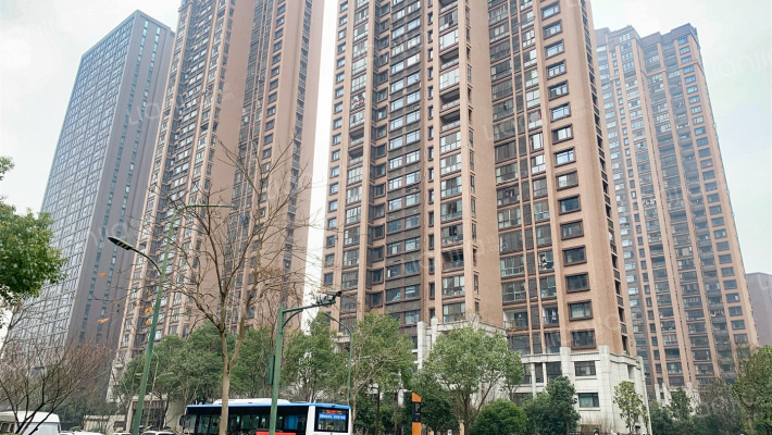 未来漫城外景图