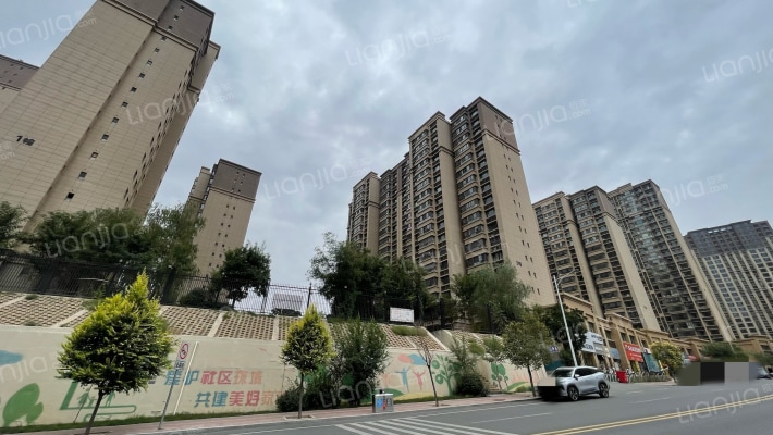 爱丁堡4号院外景图