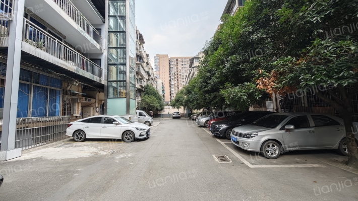 鱼凫路212号院外景图