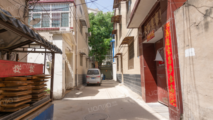 西赵屯路213号外景图