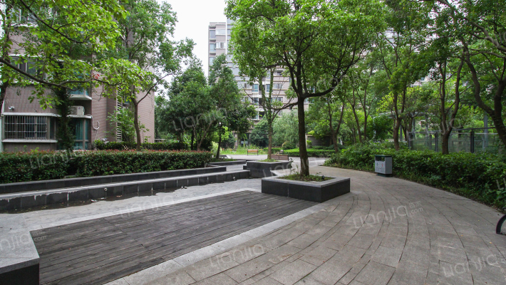 嘉怡水岸(公寓)外景图