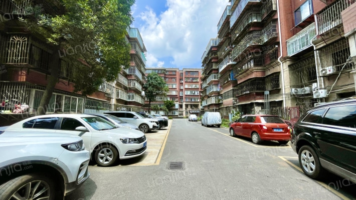 万兴花园外景图