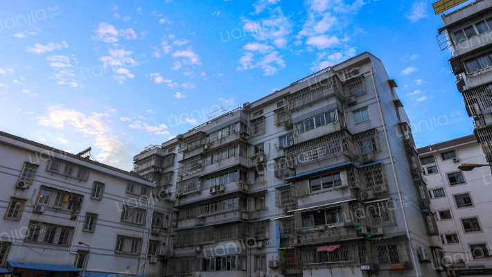 兴文公寓外景图