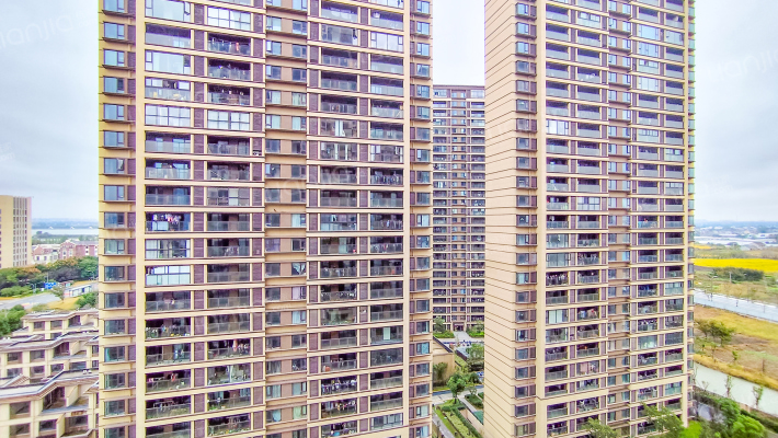 奥山题红樾里外景图