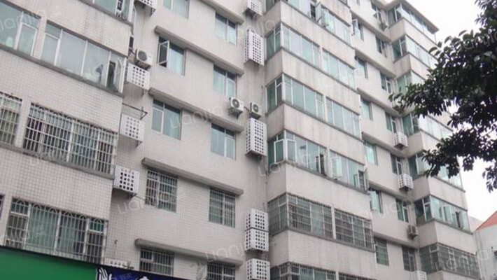 广园中农贸市场外景图