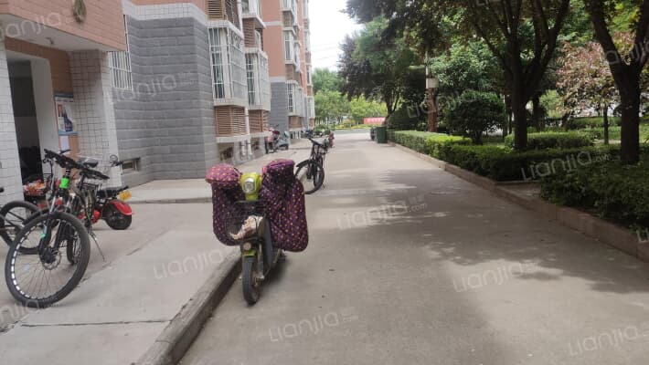 民生小区外景图