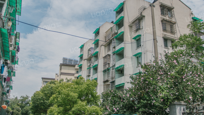 霞湾巷小区外景图