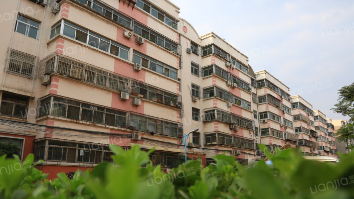 盖佳花园南二区外景图