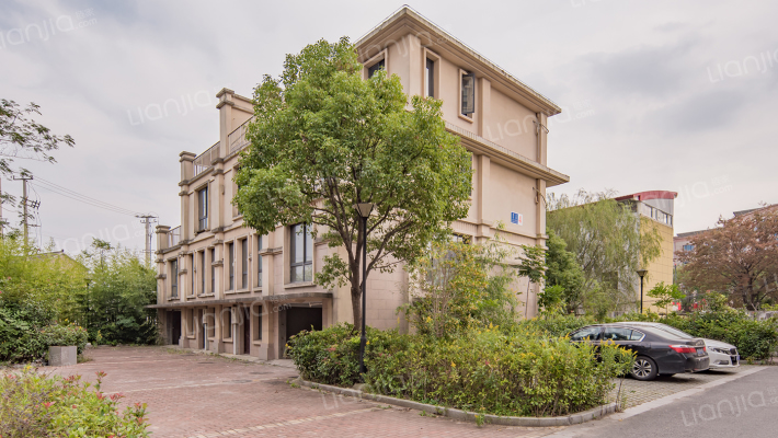 金玉花苑外景图