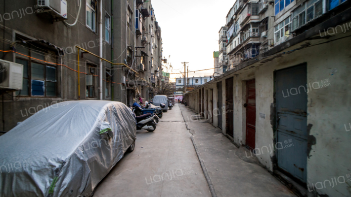 卫生路11号外景图