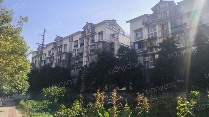 银海花园六期外景图