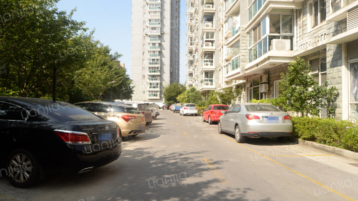 金羽名庭外景图