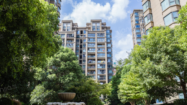 上海康桥华庭房价怎么样康桥华庭房源户型图小区车位交通地址详情分析