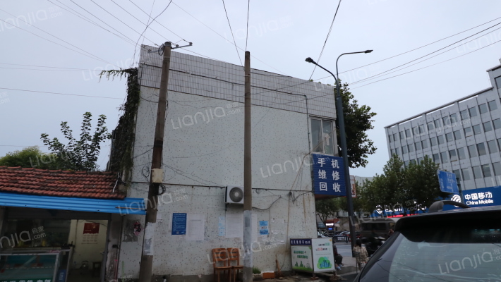 农行宿舍楼外景图