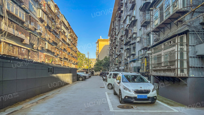 迎春巷10号外景图