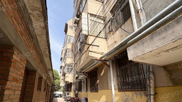 驻马店市运管局生活小区外景图