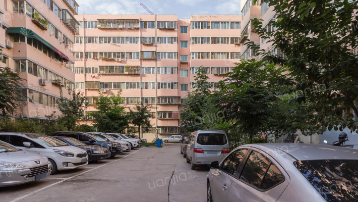 兰量小区外景图