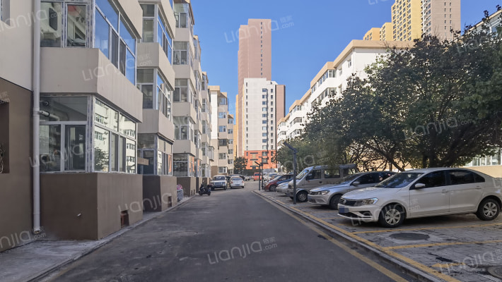 锅炉厂小区西区外景图