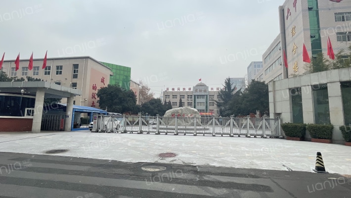 仓新街东风塑料厂宿舍外景图