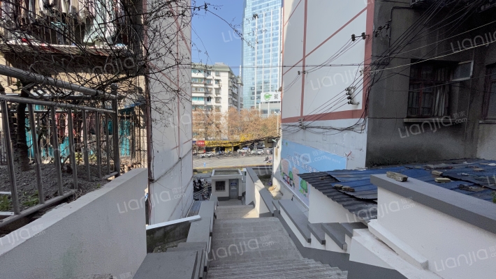 解放路362号外景图