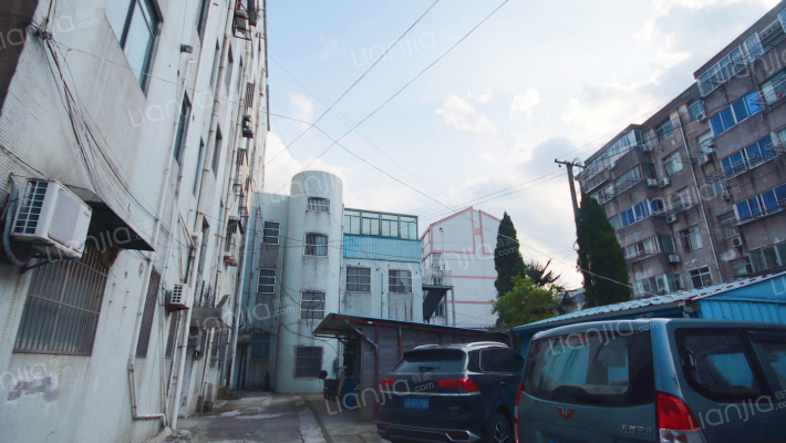 种子站综合楼外景图