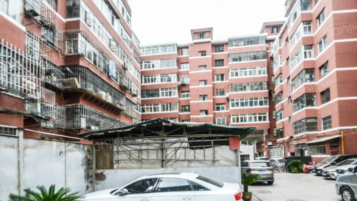 华林路第二小学后街外景图