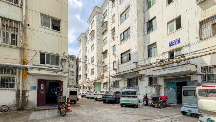 大地运业小区外景图