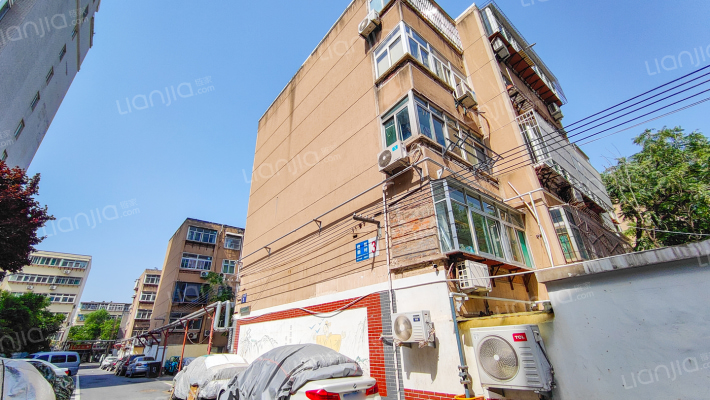 建筑新村外景图